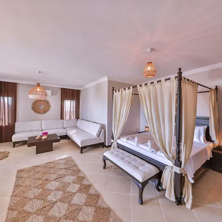 In House (adults Only) Auberge de jeunesse *