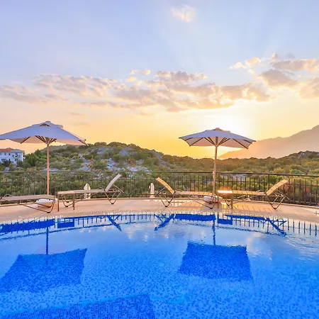 In House (adults Only) * Kaş